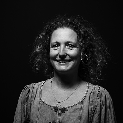 Anne Corlin - Lektor