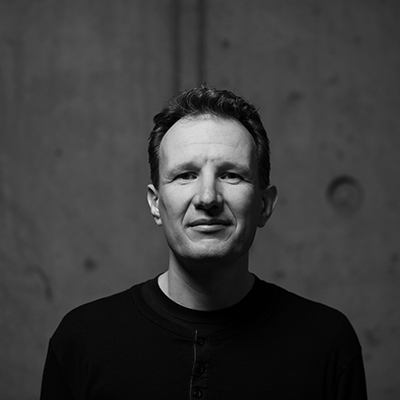 Tom Nielsen - Professor